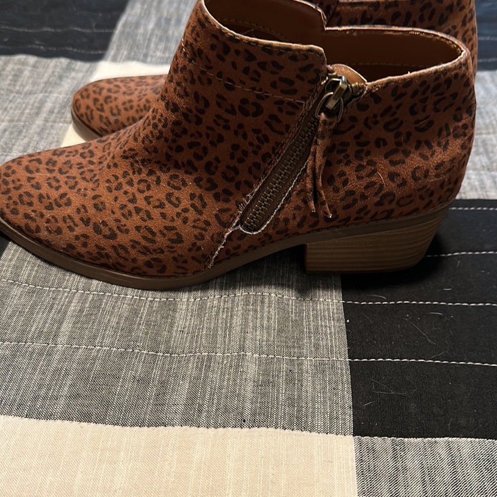 Booties! - Picture 5 of 6